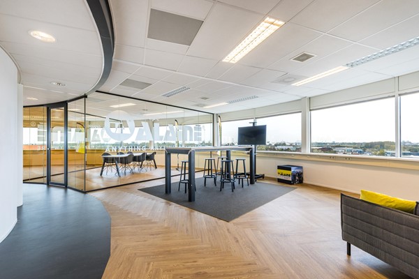 Medium property photo - Hoogvlietsekerkweg 184, 3194 AM Hoogvliet Rotterdam